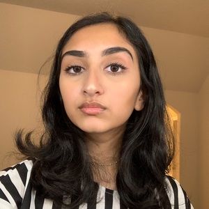 Meet your Posher, Aliza